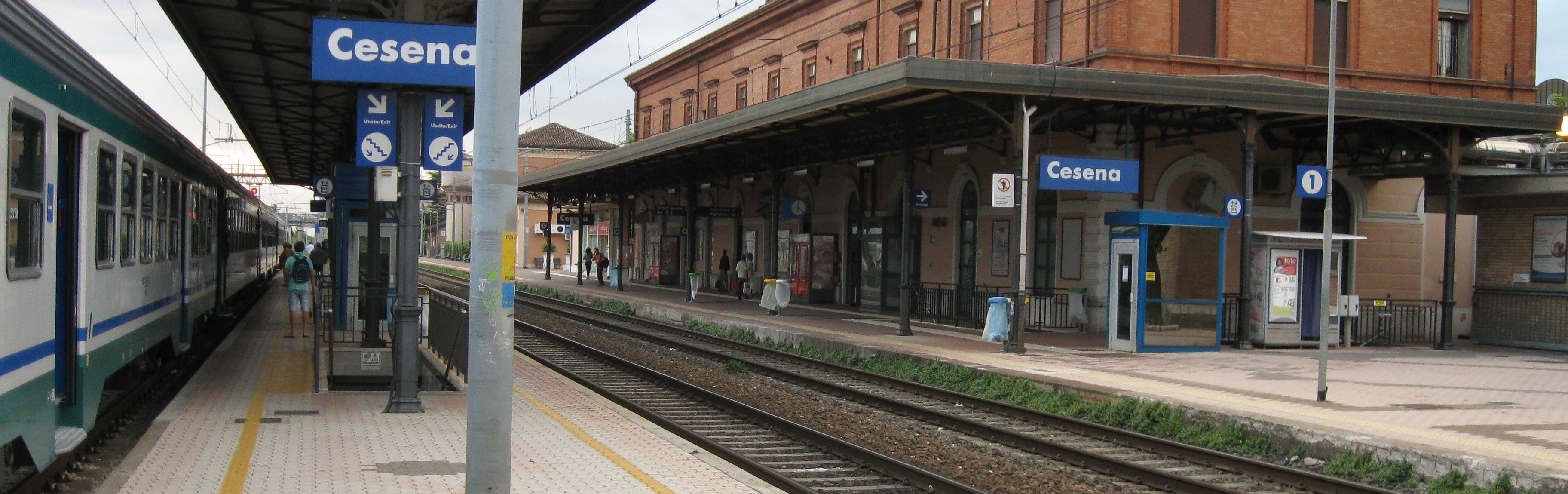 Train Station - Park and Ride Cesena flat.jpg
