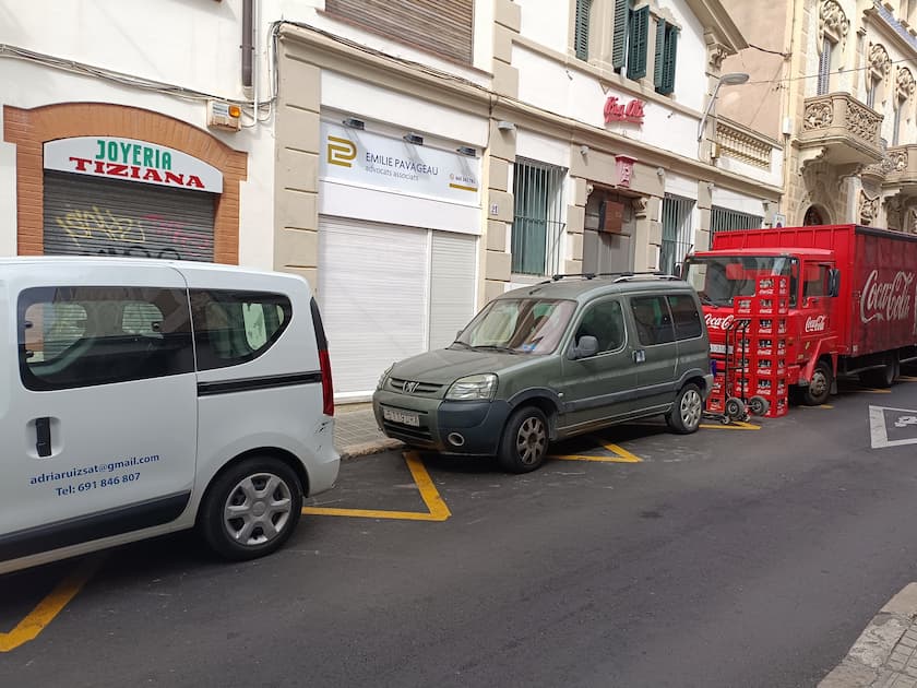 Zona-DUM-Sitges-Carrega-Descarrega.jpg